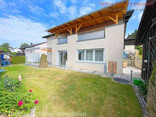 Außenansicht / Garten mit Süd-/Ost-/West-Ausrichtung