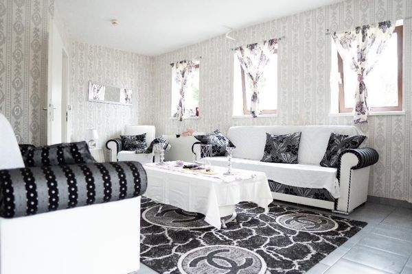 Das Wohnzimmer - Whg. 2