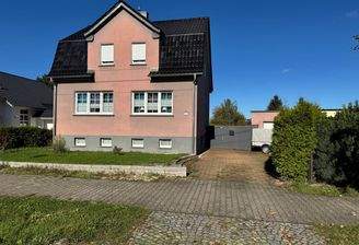 Hausansicht Straßenseite