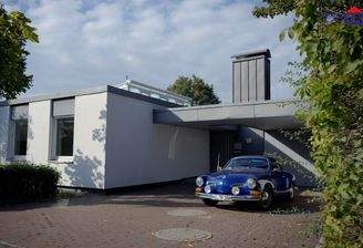 Hausansicht mit Karmann