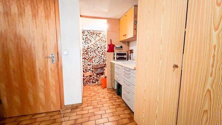 Werkstatt/Holzlager EG Haus2