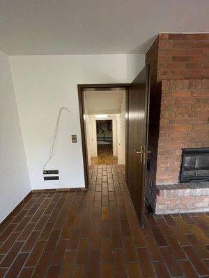 WZ mit Zugang in den Keller