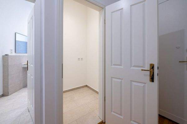 Best_Place_Schlüterstraße_WE03_Abstellraum-2