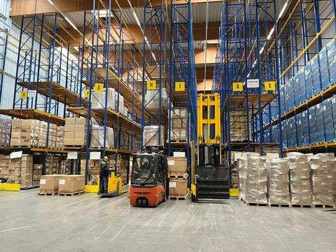 Waltrop Halle, Waltrop Hallenfläche