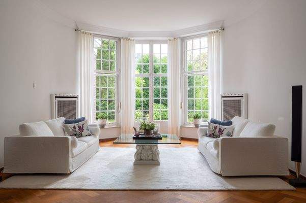 Wohnbereich mit Zugang zum Garten