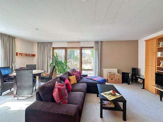 Wohnzimmer mit Terrassenzugang