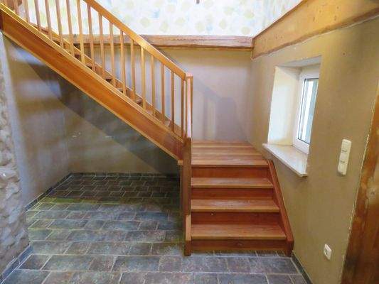 Treppenaufgang ins DG           