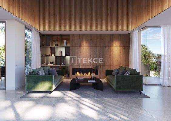 Elegant Southwest Facing Villa in Prestigious Las Colinas Golf