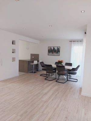 Ansicht 2 Essbereich im Wohnzimmer.jpg