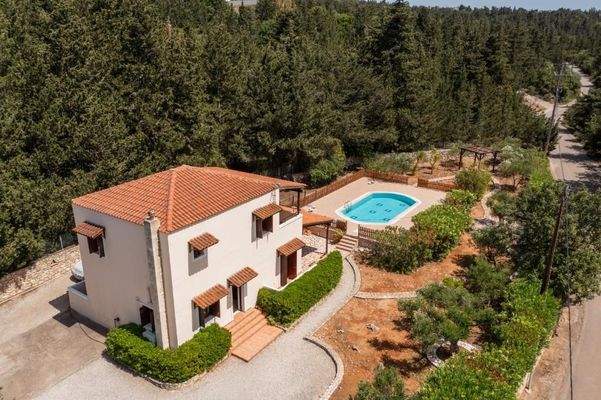 Kreta, Gavalochori: Ruhige traditionelle Villa, bezugsfertig, zu verkaufen