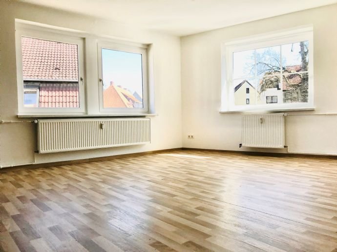 SOFORT VERFÜGBAR: Tolle 5-Zimmer Wohnung im Stadtkern mit Balkon!