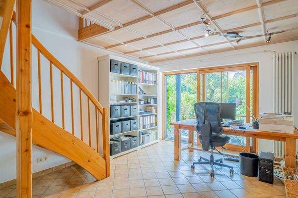 Wohnraum mit Terrassenzugang