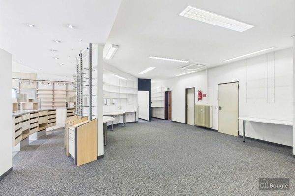 Gewerbefläche hinten