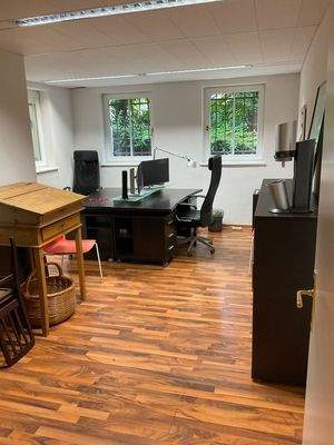 Schreibtischplätze 1