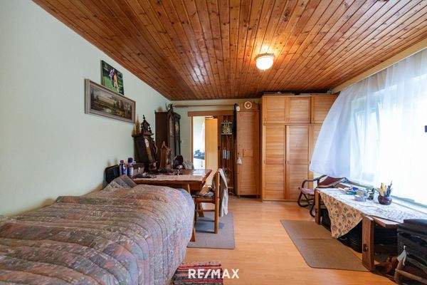 14. Haupthaus Arbeitszimmer