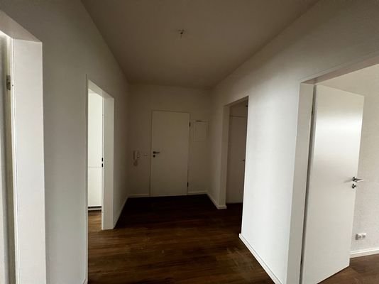 Flur Bild 4