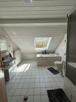 Dusch- und Wannenbad