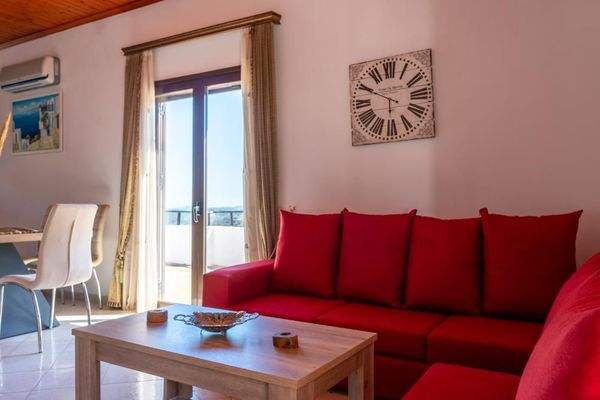 Kreta, Topolia: Charmantes Steinhaus zu verkaufen