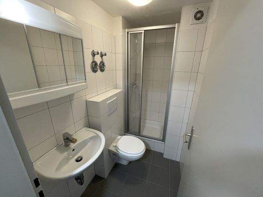 Wohnung-Gießen-Aulweg-11-50060-074-WE77-Bad