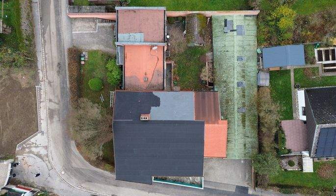 Blick von oben zum Haus