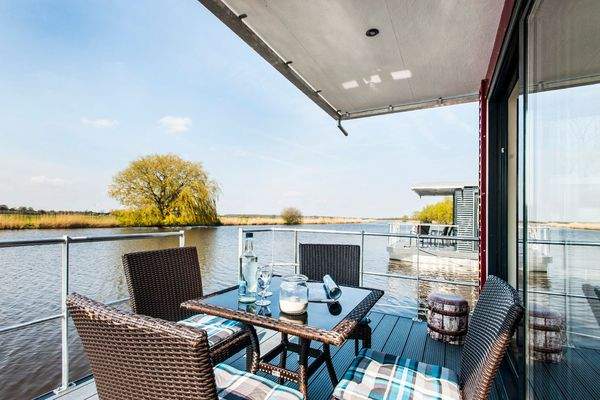 Terrasse Hausboot