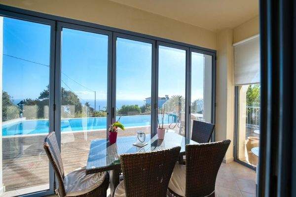 Kreta, Kefalas: Schöne Villa mit Swimmingpool und Meerblick zu verkaufen