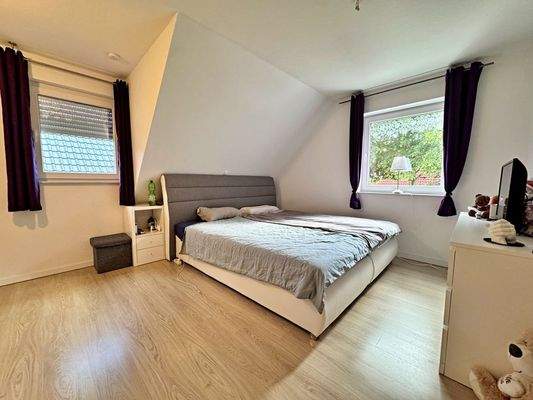 WHG 2: Schlafen II Dachgeschoss