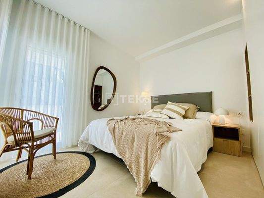 Stylish Apartments with Pool in Pilar de la Horadada