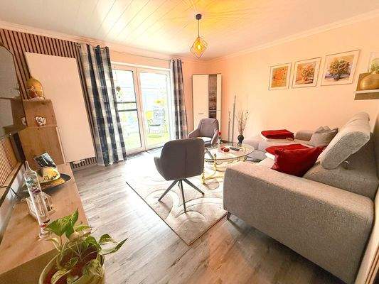 Wohnzimmer 1.2_ Einliegerwhg.