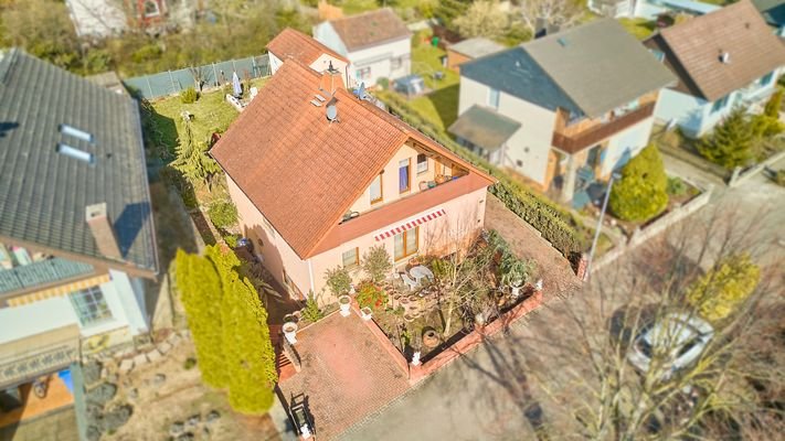 Seitenansicht Haus mit Einliegerwohnung 