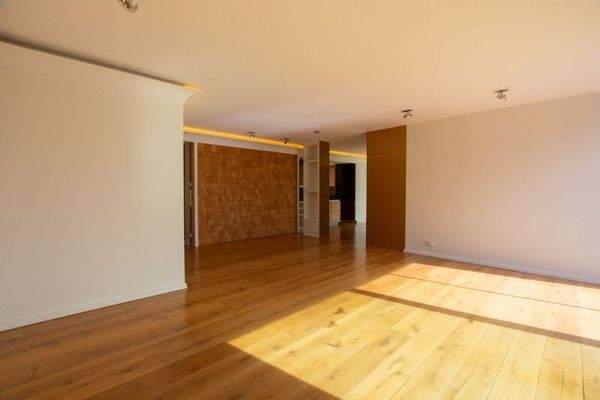 Wohnz mit Blick in die Küche