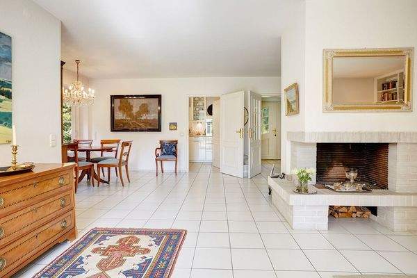 ...mit Kamin und herrlichen Blickachsen