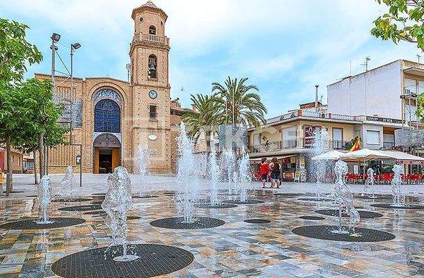 Detached Villas with Private Pools in Pinar de Campoverde Spain