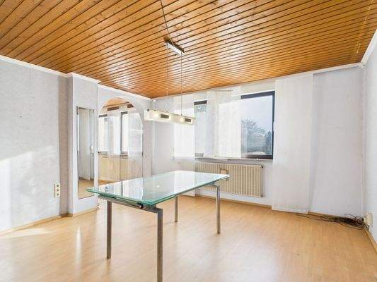 CAM01708G0-PR0085-STILL015