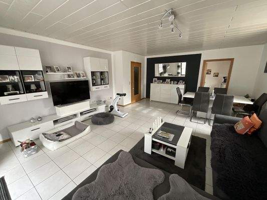 Wohn- und Esszimmer Kellergeschoss