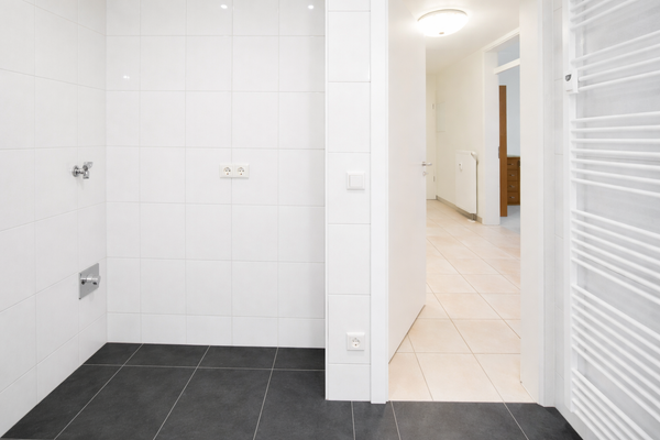 Waschmaschinenanschluss im Bad