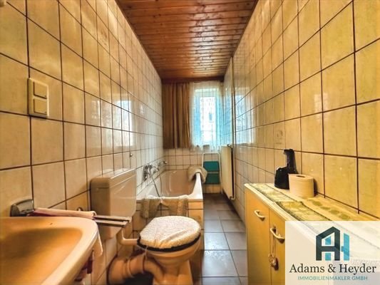 Badezimmer EG, Bild 1