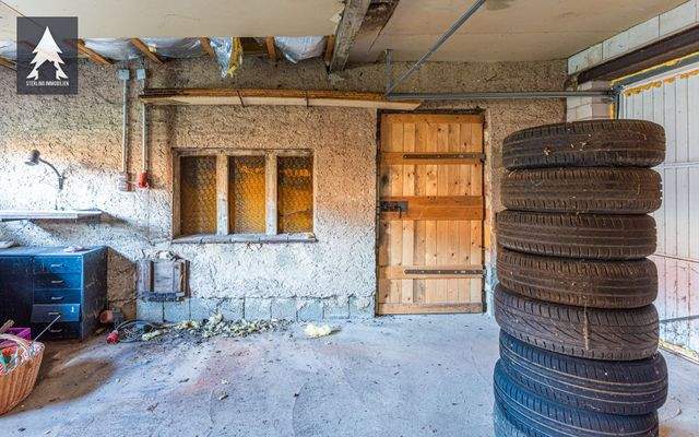 Nebengelass Garage 1 von 2
