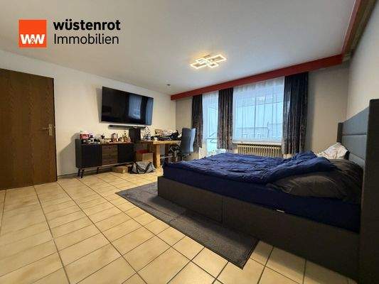 Schlafzimmer Bild 2 UG