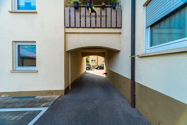 Durchgang zwischen den Gebäuden