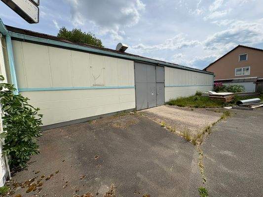 Produktions-/Lagerhalle