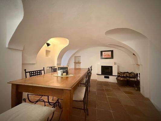 PE1005_06_TERRA ITALIA IMMOBILIEN_REAL ESTATE_PERI