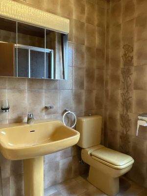 Bad 1 mit Wanne Whg. EG A1