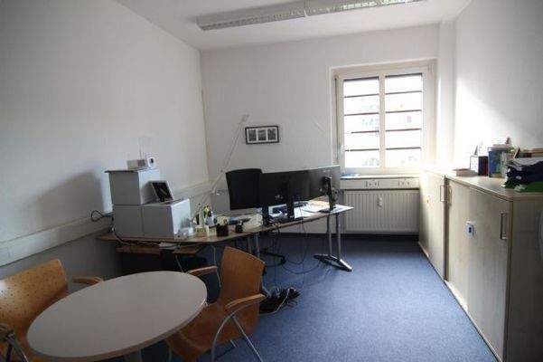 Büro 4