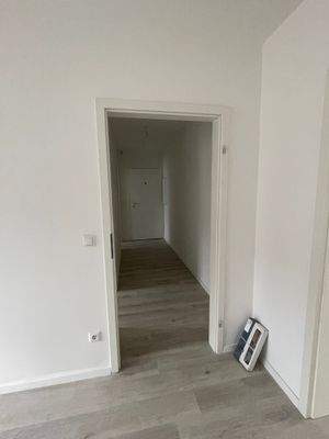 Wohnraum zu Flur.jpeg