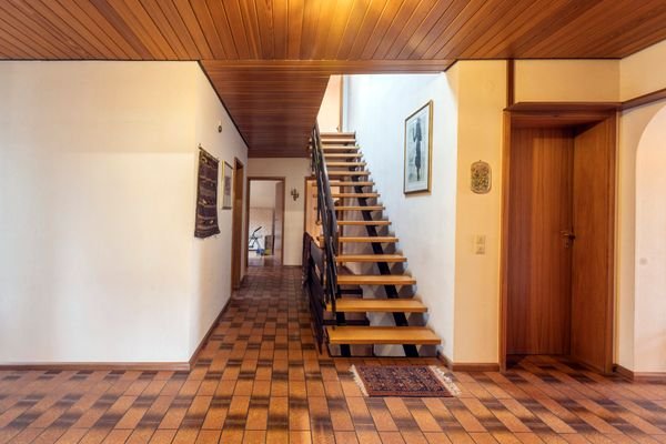 moderne Stahltreppe 