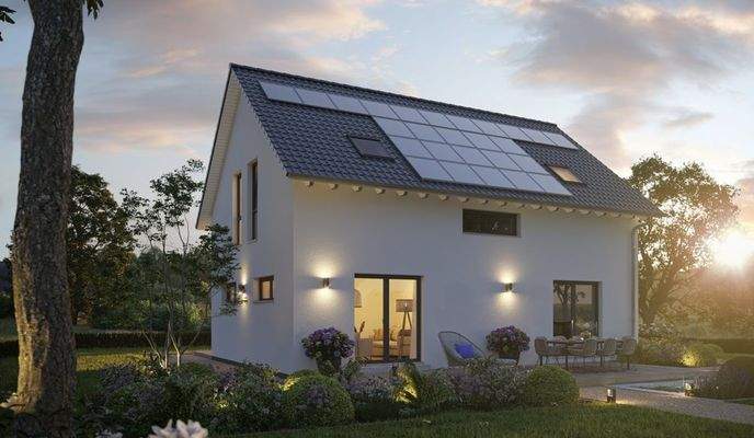 massahaus mit Satteldach und PV-Anlage