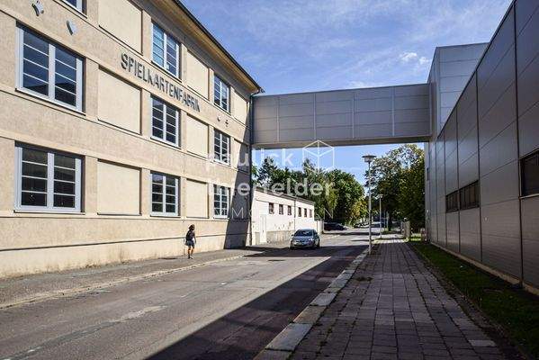 Verbindung Altbau und Neubau