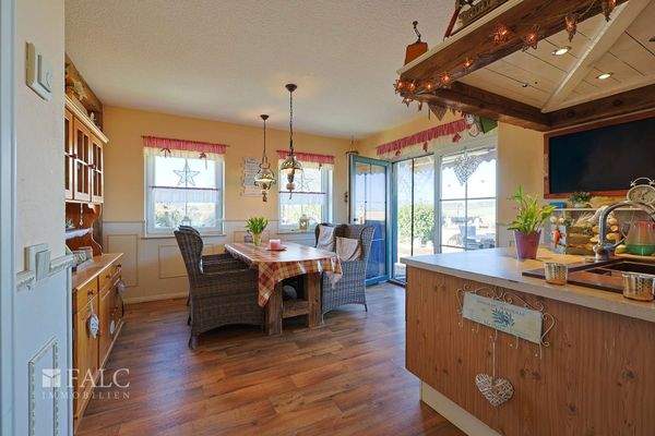 Offene Küche mit Essbereich