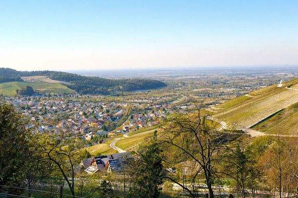 Blick bis Straßburg und die Vogesen